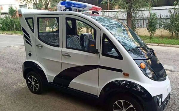 海晏警用巡逻车
